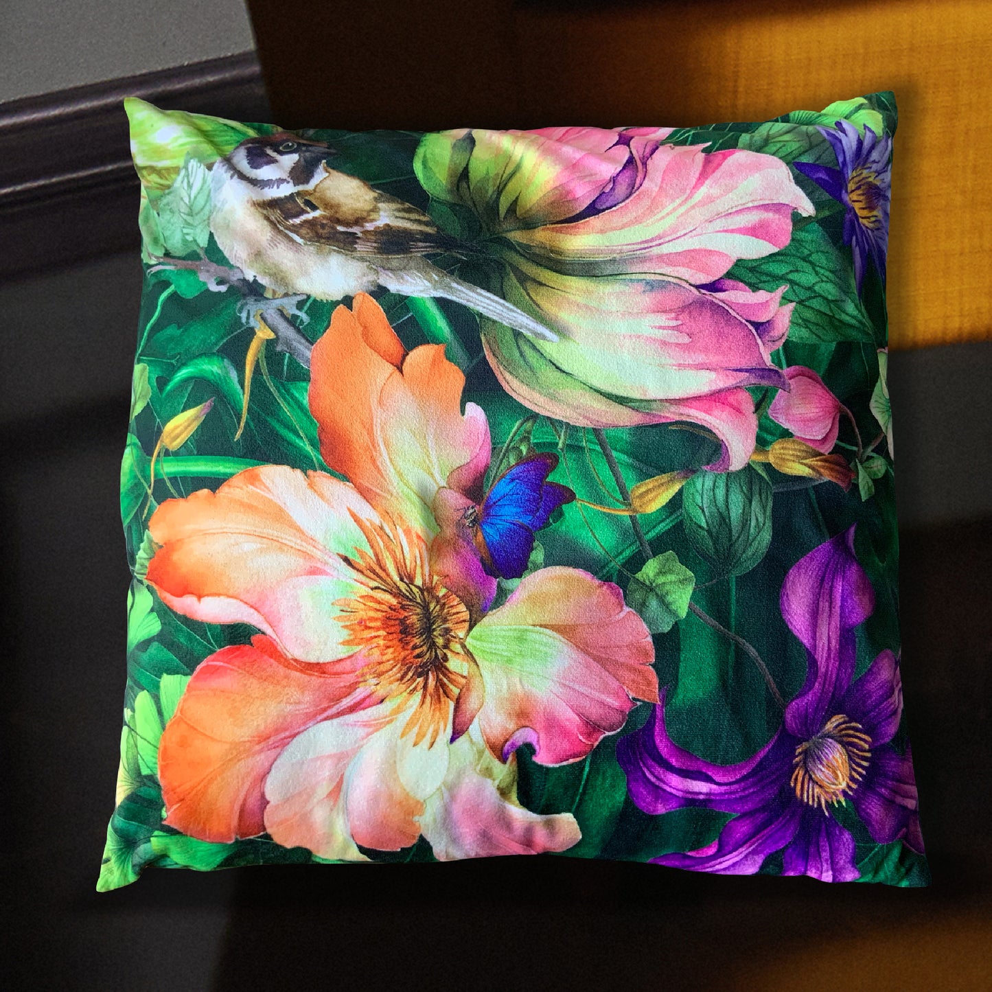 VELVET CUSHION "Sparrow Delight"